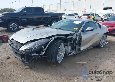 2019 Ferrari 812 Superfast z USA, uszkodzony, nr VIN ZFF83CLA7K0245124